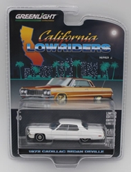 1972 Cadillac Sedan Deville 1:64 California Lowriders California Lowriders, TV Diecast, 1:64 Scale
