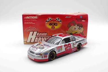 **Box Damaged See Pictures** Kevin Harvick 2001 GM Goodwrench Service Plus / Looney Tunes 1:24 Nascar Diecast **Box Damaged See Pictures** Kevin Harvick 2001 GM Goodwrench Service Plus / Looney Tunes 1:24 Nascar Diecast 
