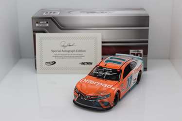 Denny Hamlin Autographed 2021 Offerpad 1:24 Nascar Diecast Denny Hamlin, Nascar Diecast,2021 Nascar Diecast,1:24 Scale Diecast,pre order diecast