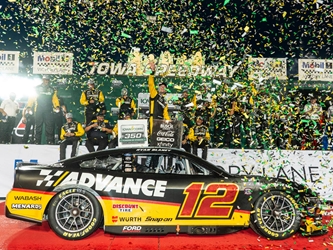 *Preorder* Ryan Blaney 2024 Advance Auto / Inaugural Iowa Speedway 6/16 Race Win 1:64 Nascar Diecast Chassis Ryan Blaney, Nascar Diecast, 2024 Nascar Diecast, 1:64 Scale Diecast, Diecast Chassis
