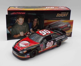 ** With Picture of Driver Autographing Diecast ** Stephen Leicht Autographed Action Performance Dealer Direct 1:24 Nascar Diecast ** With Picture of Driver Autographing Diecast ** Stephen Leicht Autographed Action Performance Dealer Direct 1:24 Nascar Diecast 