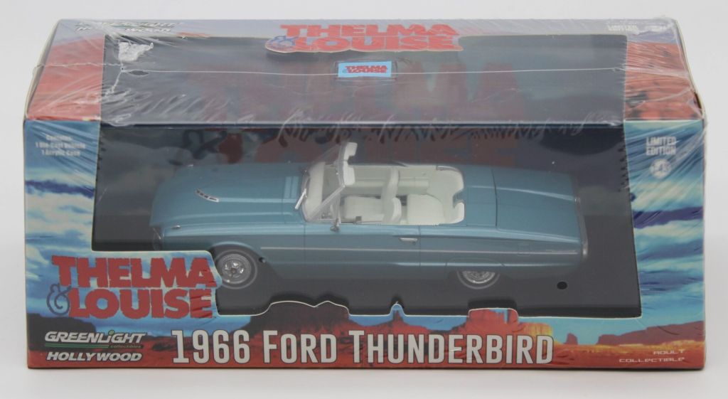 Thelma & Louise (1991) 1:43 1966 Ford Thunderbird Convertible Rocky II, Movie Diecast, 1:24 Scale